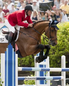 Former Canadian Show Jumping Team horse Mill Creek Raphael, pictured with Eric Lamaze, died on December 27, 2015, at the age of 25. PHOTO CREDIT – Cealy Tetley -www.tetleyphoto.com