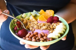 healthy-breakfast-smoothie-bowl